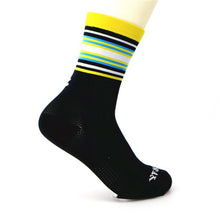Load image into Gallery viewer, Outdoor Socks