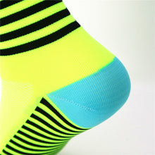 Load image into Gallery viewer, Breathable Socks